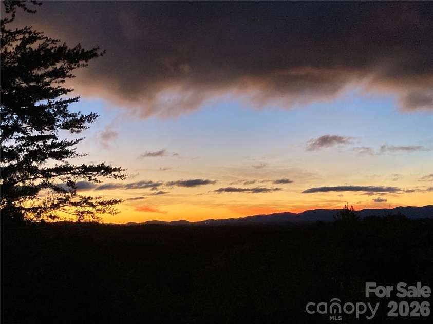 1016 Horizon Trail, Nebo, NC 28761.  MLS# CAR4398740, YatesRealty ID 1911. Another amazing sunrise