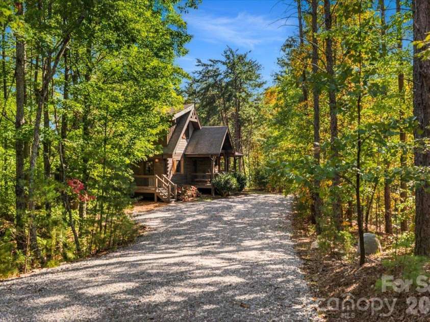 1016 Horizon Trail, Nebo, NC 28761.  MLS# CAR4435934, YatesRealty ID 1911. Driveway View of House