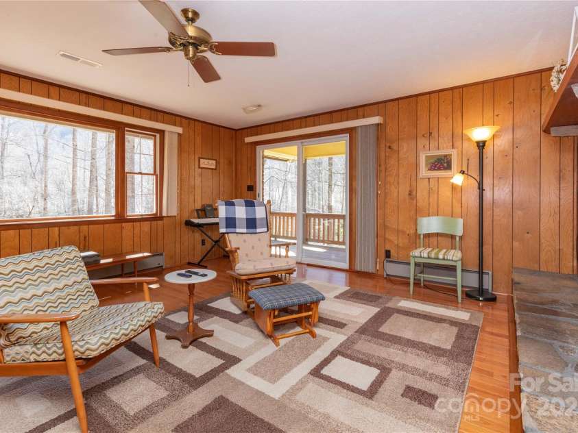 3601 Conleys Creek Road, Whittier, NC 28789.  MLS# CAR4231007, YatesRealty ID 1911. Living Room