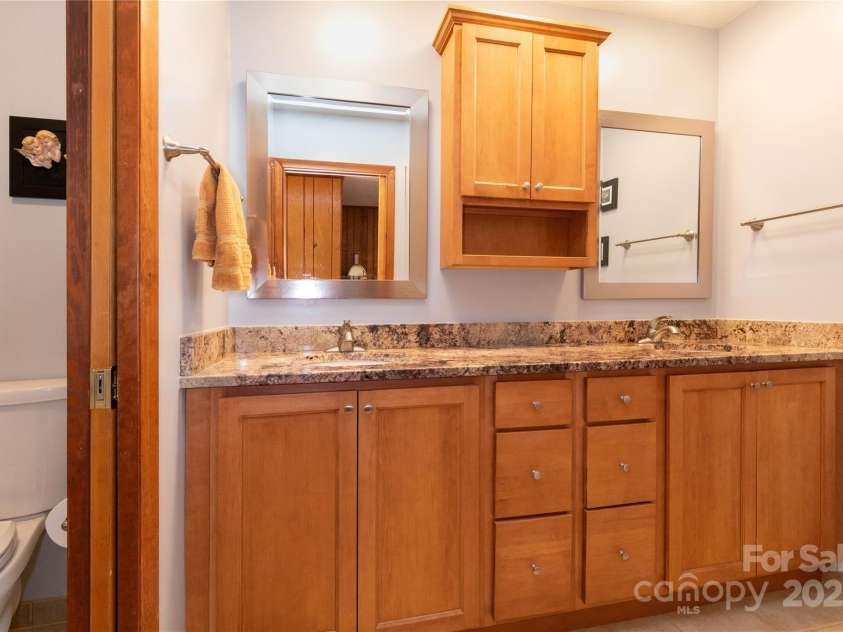 3601 Conleys Creek Road, Whittier, NC 28789.  MLS# CAR4231007, YatesRealty ID 1911. Primary Bathroom