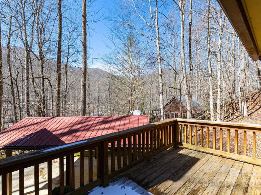 3601 Conleys Creek Road, Whittier, NC 28789.  MLS# CAR4231007, YatesRealty ID 1911. Primary Suite Private Deck