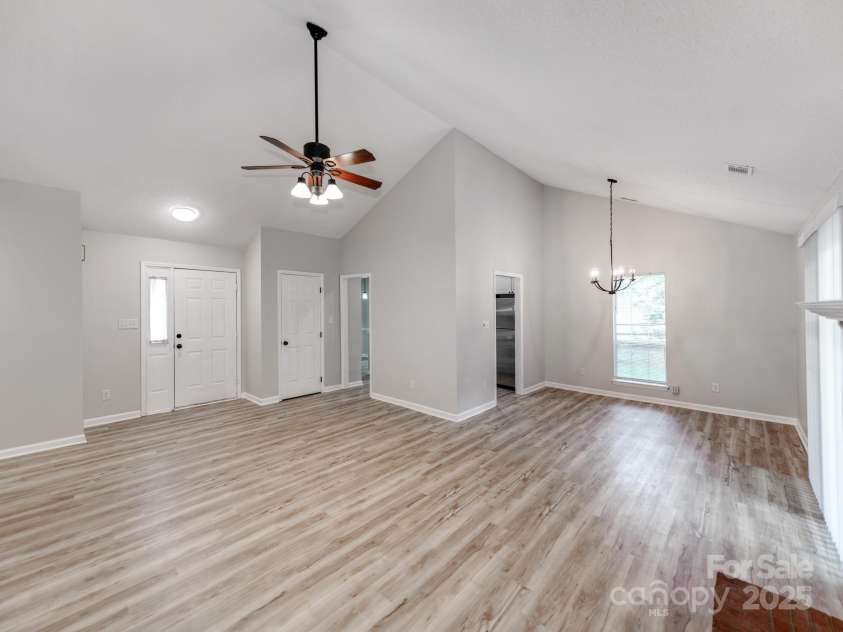 10736 Spruce Mountain Road, Charlotte, NC 28214.  MLS# CAR4263827, YatesRealty ID 19110. 