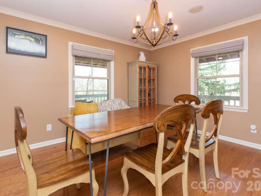 121 Churchill Downs Drive, Fairview, NC 28730.  MLS# CAR4366087, YatesRealty ID 19111. Dining Room