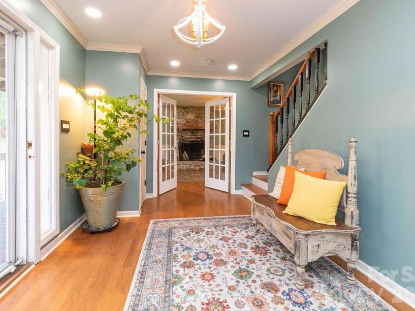 121 Churchill Downs Drive, Fairview, NC 28730.  MLS# CAR4366087, YatesRealty ID 19111. Foyer