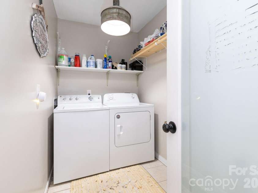 121 Churchill Downs Drive, Fairview, NC 28730.  MLS# CAR4366087, YatesRealty ID 19111. Laundry Area