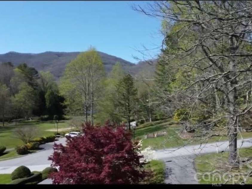 121 Churchill Downs Drive, Fairview, NC 28730.  MLS# CAR4366087, YatesRealty ID 19111. Mountain Views