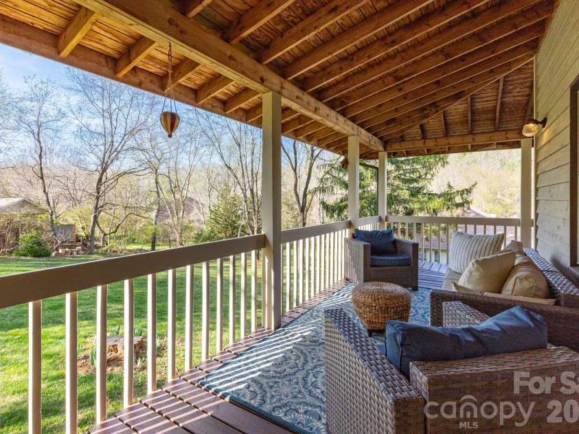 121 Churchill Downs Drive, Fairview, NC 28730.  MLS# CAR4366087, YatesRealty ID 19111. Wraparound Deck
