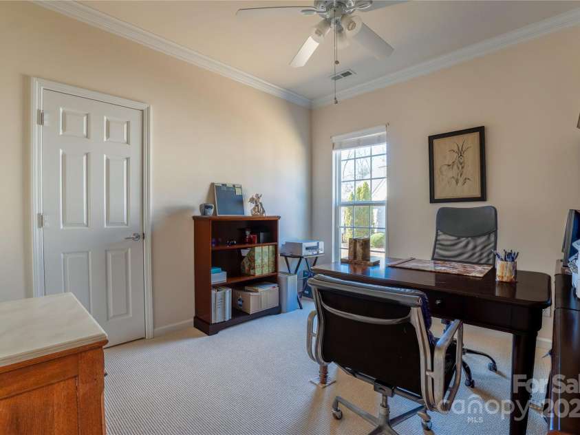 5981 Bison Court, Fort Mill, SC 29707.  MLS# CAR4209412, YatesRealty ID 19113. 2nd bedroom on first floor