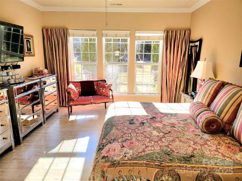 5981 Bison Court, Fort Mill, SC 29707.  MLS# CAR4209412, YatesRealty ID 19113. 
