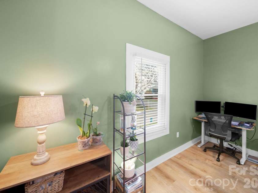 67 4th Street, Cramerton, NC 28032.  MLS# CAR4366215, YatesRealty ID 19114. 