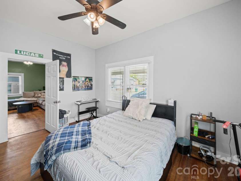 67 4th Street, Cramerton, NC 28032.  MLS# CAR4366215, YatesRealty ID 19114. 