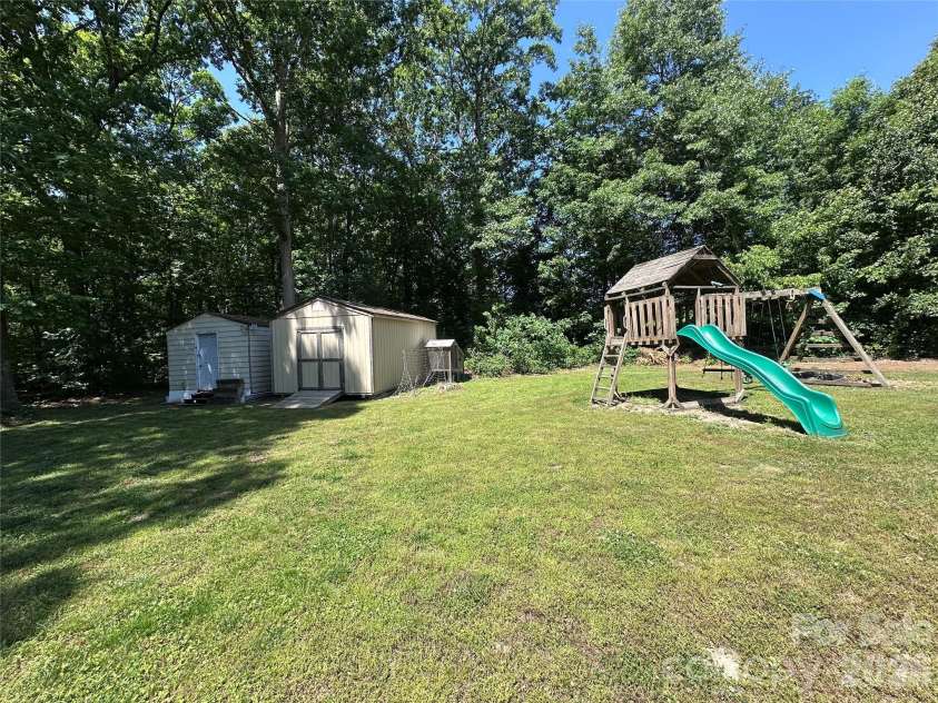 1105 Woodside Drive, Salisbury, NC 28146.  MLS# CAR4372030, YatesRealty ID 19115. 