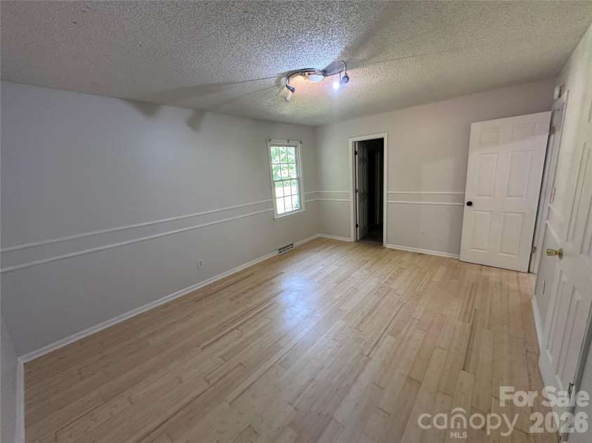 1105 Woodside Drive, Salisbury, NC 28146.  MLS# CAR4372030, YatesRealty ID 19115. 