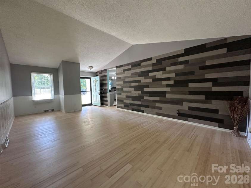 1105 Woodside Drive, Salisbury, NC 28146.  MLS# CAR4372030, YatesRealty ID 19115. 