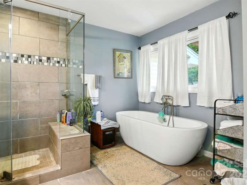 155 John Thomas Drive, Boone, NC 28607.  MLS# CAR4269752, YatesRealty ID 19115. 