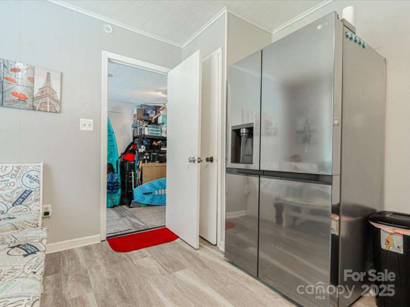 1035 Chesterfield Highway, Cheraw, SC 29520.  MLS# CAR4269779, YatesRealty ID 19116. 