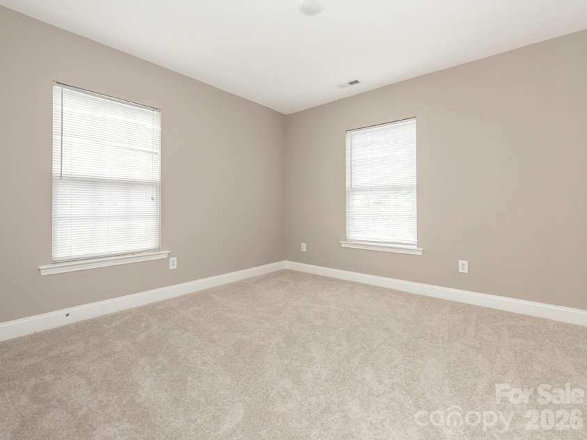 6602 Latherton Lane, Charlotte, NC 28278.  MLS# CAR4370164, YatesRealty ID 19117. 