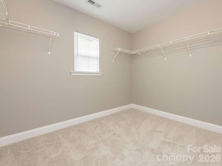 6602 Latherton Lane, Charlotte, NC 28278.  MLS# CAR4370164, YatesRealty ID 19117. 