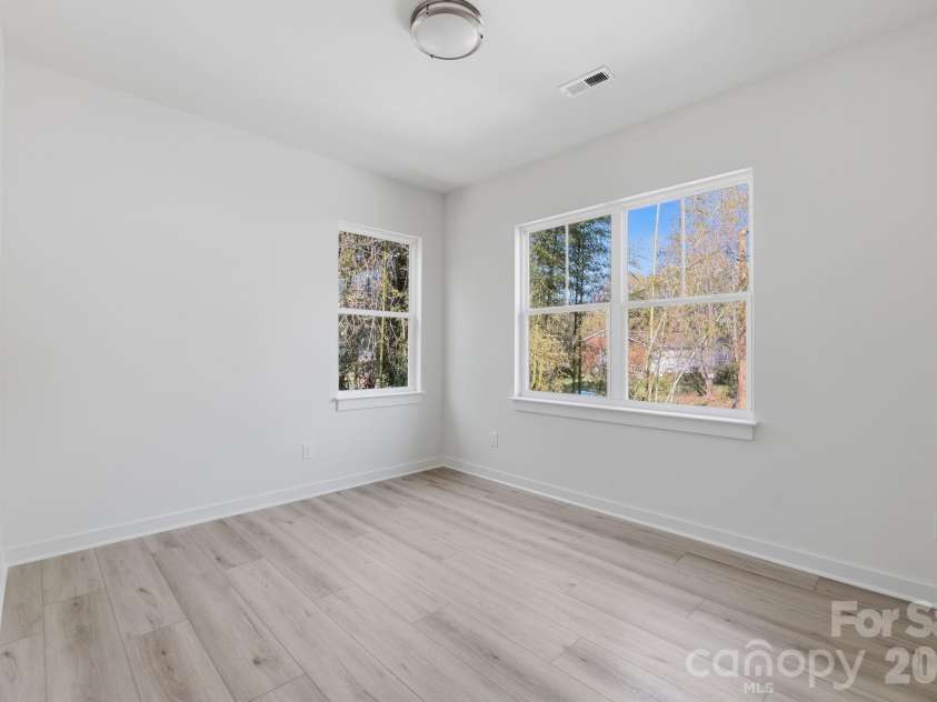 659 Stillgreen Lane, Charlotte, NC 28214.  MLS# CAR4356010, YatesRealty ID 19119. Primary Bedroom