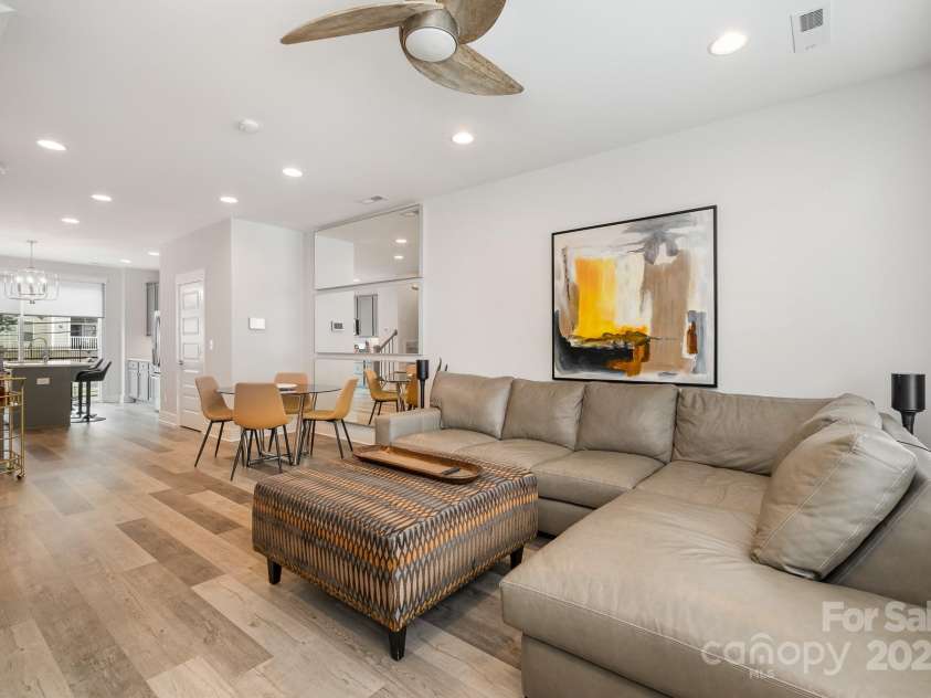 235 Bruns Avenue, Charlotte, NC 28208.  MLS# CAR4331116, YatesRealty ID 1912. 