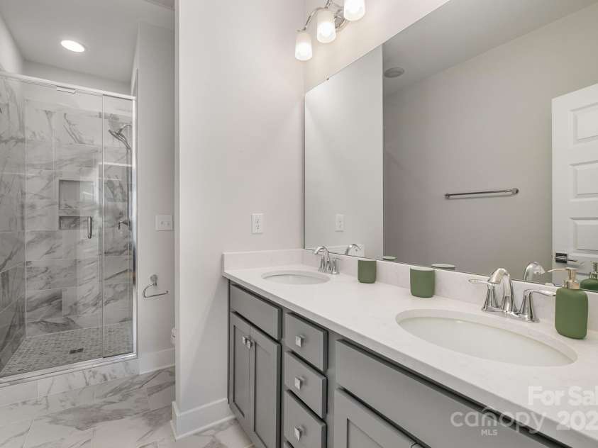 235 Bruns Avenue, Charlotte, NC 28208.  MLS# CAR4331116, YatesRealty ID 1912. 