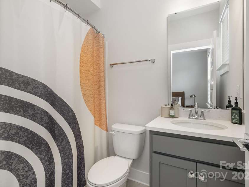 235 Bruns Avenue, Charlotte, NC 28208.  MLS# CAR4331116, YatesRealty ID 1912. 