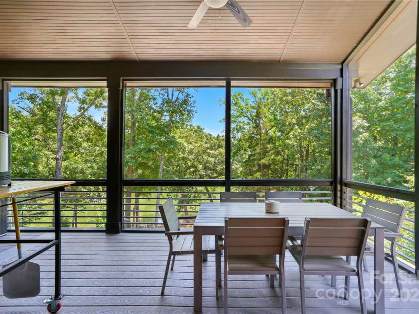 16525 Tulloch Road, Charlotte, NC 28278.  MLS# CAR4267483, YatesRealty ID 19120. 