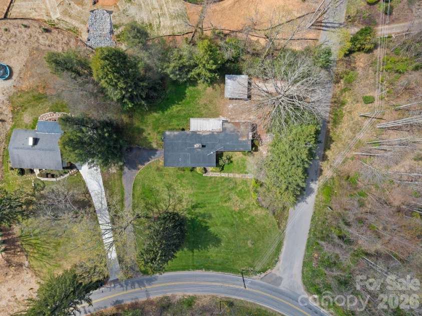 7 Acton Woods Road, Candler, NC 28715.  MLS# CAR4362191, YatesRealty ID 19120. 