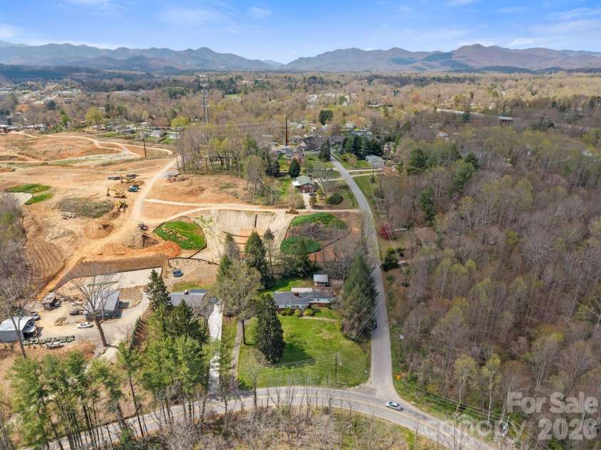 7 Acton Woods Road, Candler, NC 28715.  MLS# CAR4362191, YatesRealty ID 19120. 