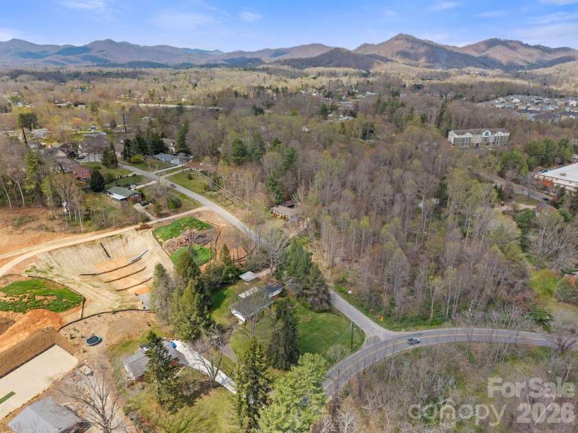 7 Acton Woods Road, Candler, NC 28715.  MLS# CAR4362191, YatesRealty ID 19120. 