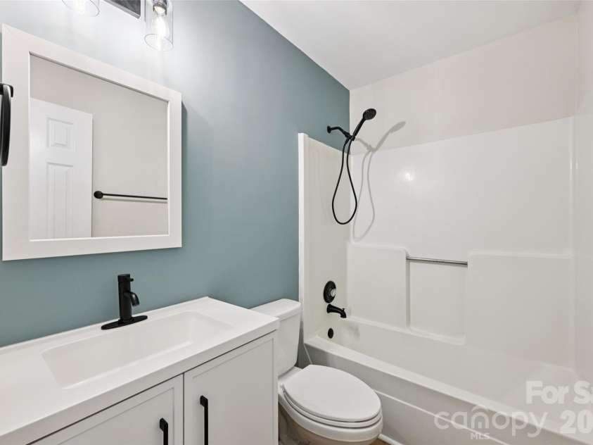 1104 Colony Court, Gastonia, NC 28056.  MLS# CAR4327362, YatesRealty ID 19121. 