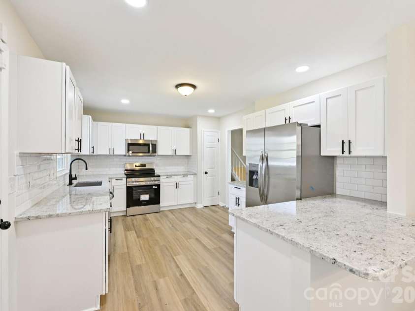 1104 Colony Court, Gastonia, NC 28056.  MLS# CAR4327362, YatesRealty ID 19121. 