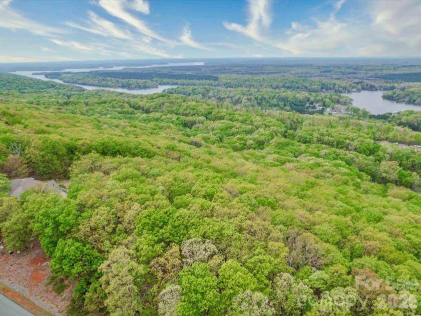 135 Boulder Ridge Drive, Denton, NC 27239.  MLS# CAR4244687, YatesRealty ID 19121. 