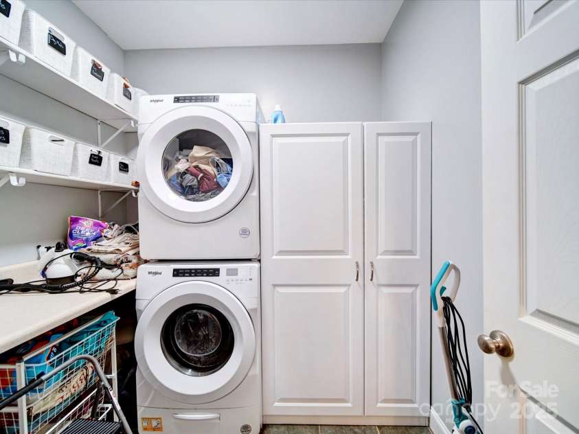 135 Boulder Ridge Drive, Denton, NC 27239.  MLS# CAR4244687, YatesRealty ID 19121. Laundry/pantry room