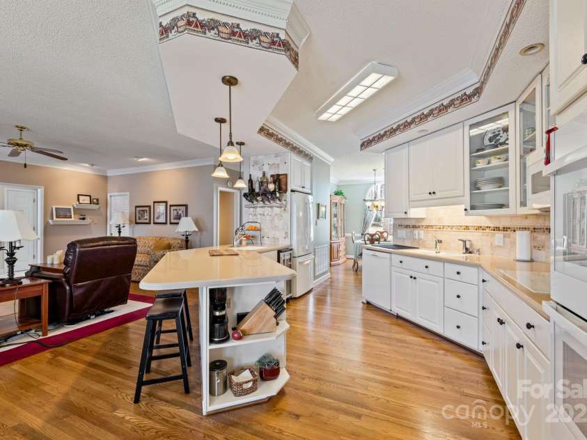 109 Rima Landing, Denton, NC 27239.  MLS# CAR4234129, YatesRealty ID 19122. 