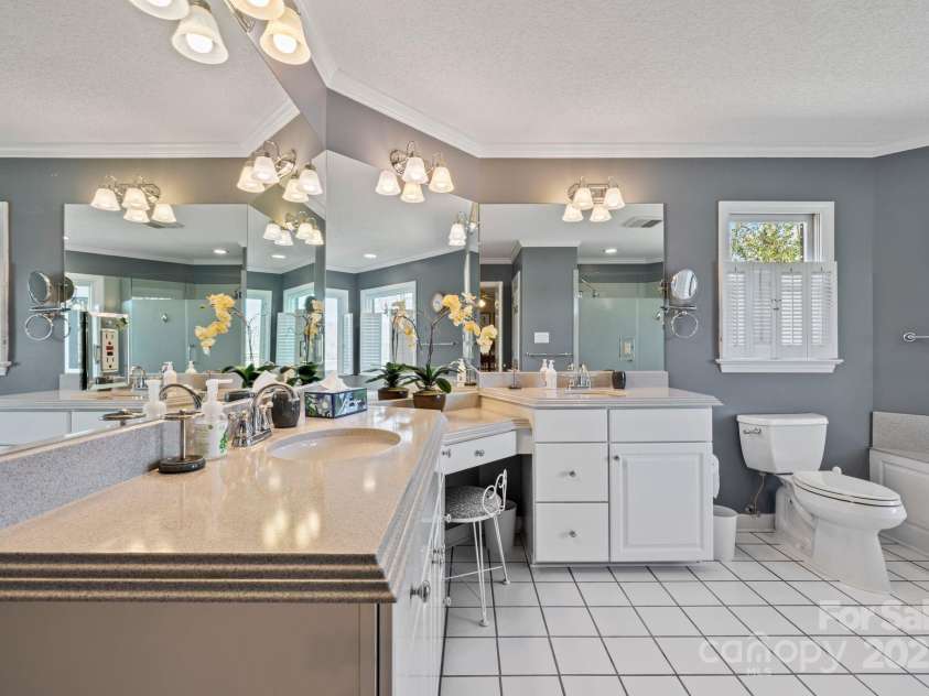 109 Rima Landing, Denton, NC 27239.  MLS# CAR4234129, YatesRealty ID 19122. 