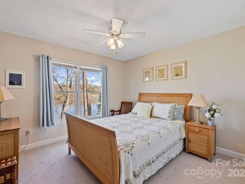 109 Rima Landing, Denton, NC 27239.  MLS# CAR4234129, YatesRealty ID 19122. 