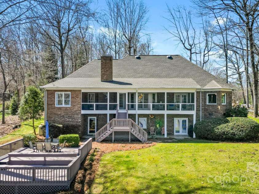 109 Rima Landing, Denton, NC 27239.  MLS# CAR4234129, YatesRealty ID 19122. 