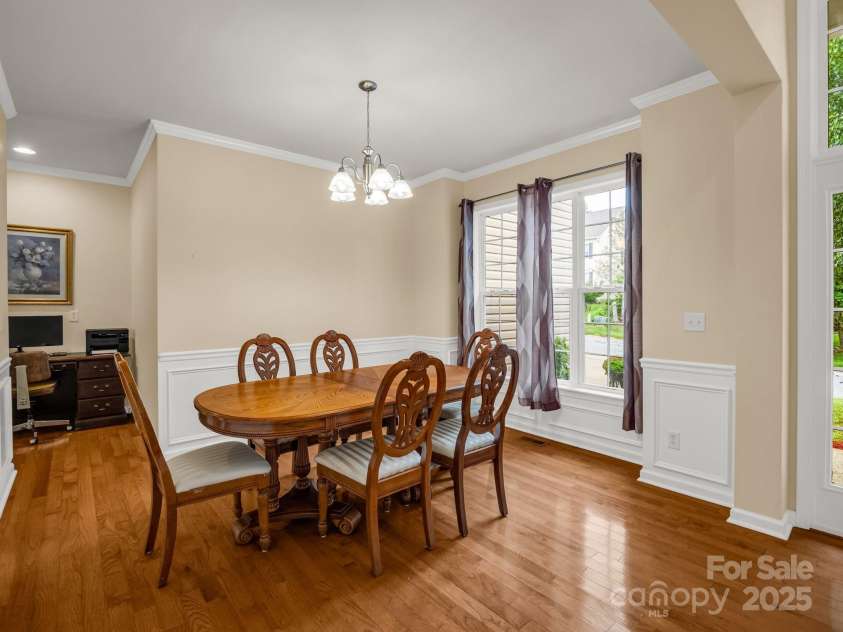 24 Yorktown Circle, Arden, NC 28704.  MLS# CAR4262895, YatesRealty ID 19123. 