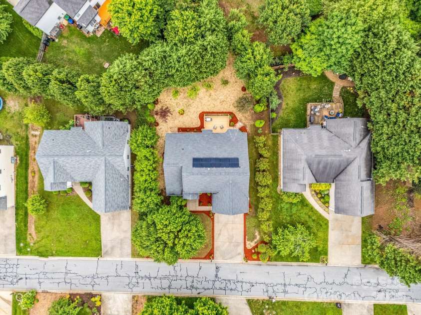 24 Yorktown Circle, Arden, NC 28704.  MLS# CAR4262895, YatesRealty ID 19123. 