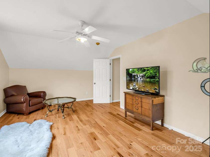 24 Yorktown Circle, Arden, NC 28704.  MLS# CAR4262895, YatesRealty ID 19123. Bonus room/frog