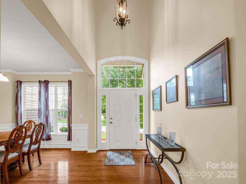 24 Yorktown Circle, Arden, NC 28704.  MLS# CAR4262895, YatesRealty ID 19123. Foyer