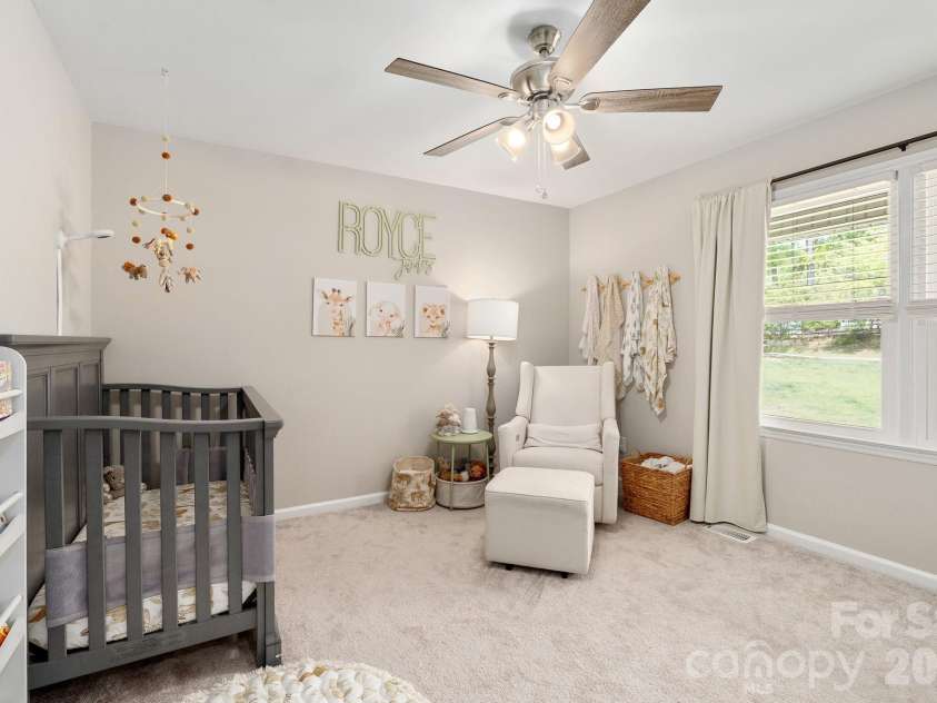 8124 Red Cap Lane, Charlotte, NC 28270.  MLS# CAR4366134, YatesRealty ID 19123. 