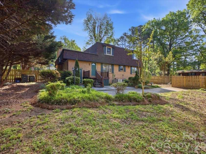 1200 Berkshire Drive, Kannapolis, NC 28081.  MLS# CAR4364946, YatesRealty ID 19124. Backyard and Second Driveway
