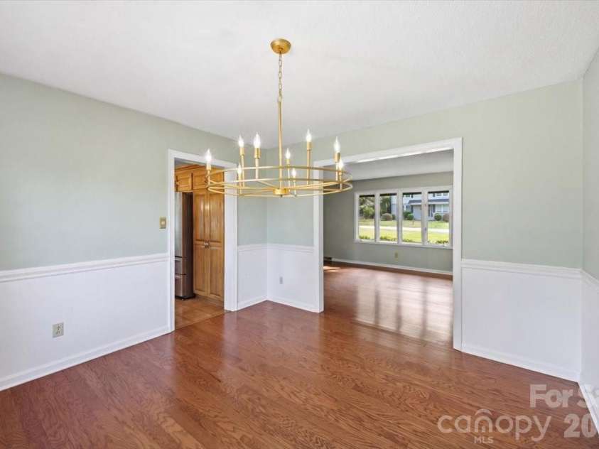 1200 Berkshire Drive, Kannapolis, NC 28081.  MLS# CAR4364946, YatesRealty ID 19124. Dining Room