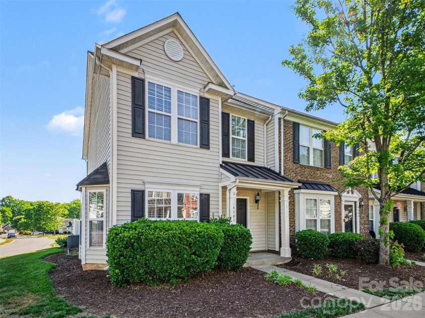 4201 Coulter Crossing, Charlotte, NC 28213.  MLS# CAR4378696, YatesRealty ID 19125. 