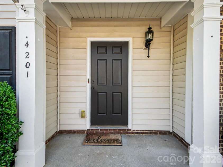 4201 Coulter Crossing, Charlotte, NC 28213.  MLS# CAR4378696, YatesRealty ID 19125. 