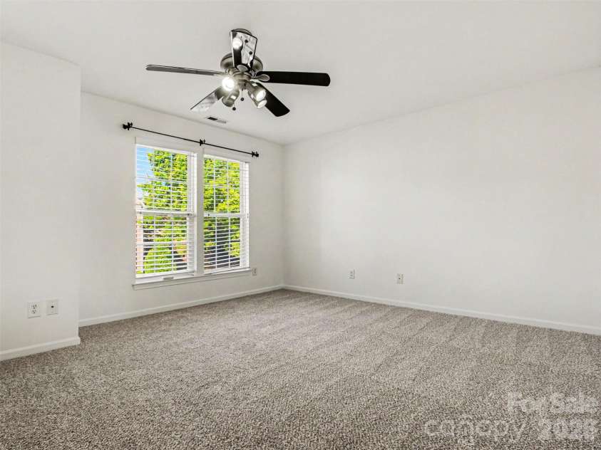 4201 Coulter Crossing, Charlotte, NC 28213.  MLS# CAR4378696, YatesRealty ID 19125. 
