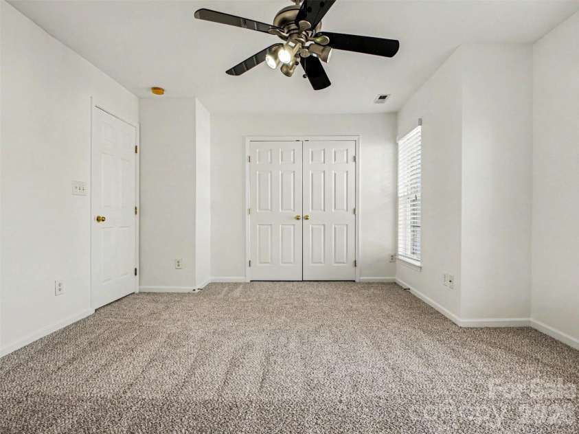 4201 Coulter Crossing, Charlotte, NC 28213.  MLS# CAR4378696, YatesRealty ID 19125. 
