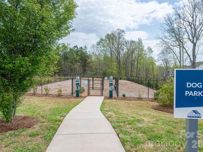 1434 Somersby Circle, Gastonia, NC 28054.  MLS# CAR4363523, YatesRealty ID 19128. Dog Park